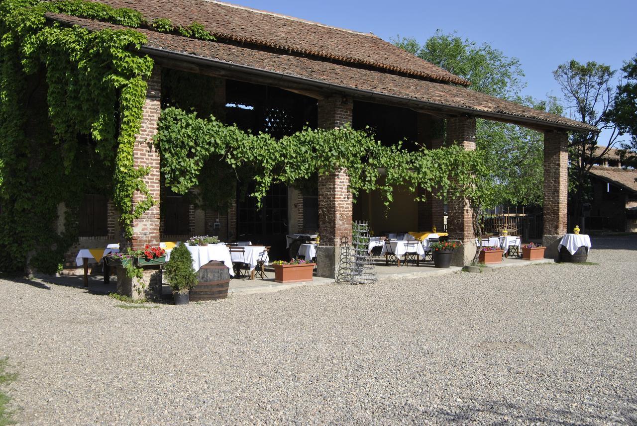 Agriturismo Cascina Selva Bed & Breakfast Ozzero Exterior photo